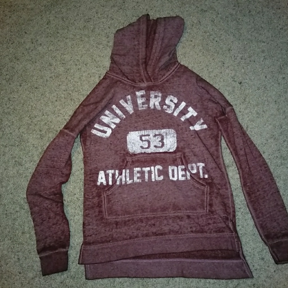 Long sweatshirt w/ hood and pocket.